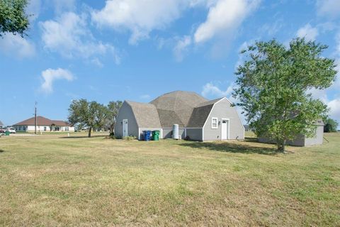 A home in Angleton