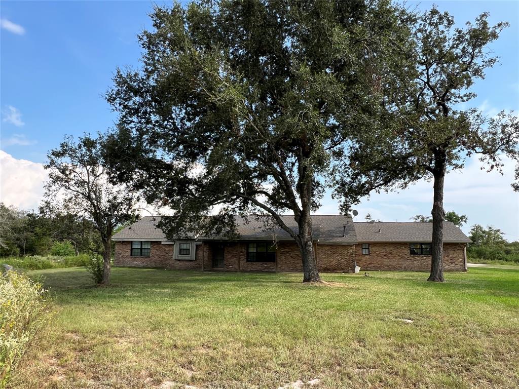 1746 Wendt Road, Bellville, Texas image 2