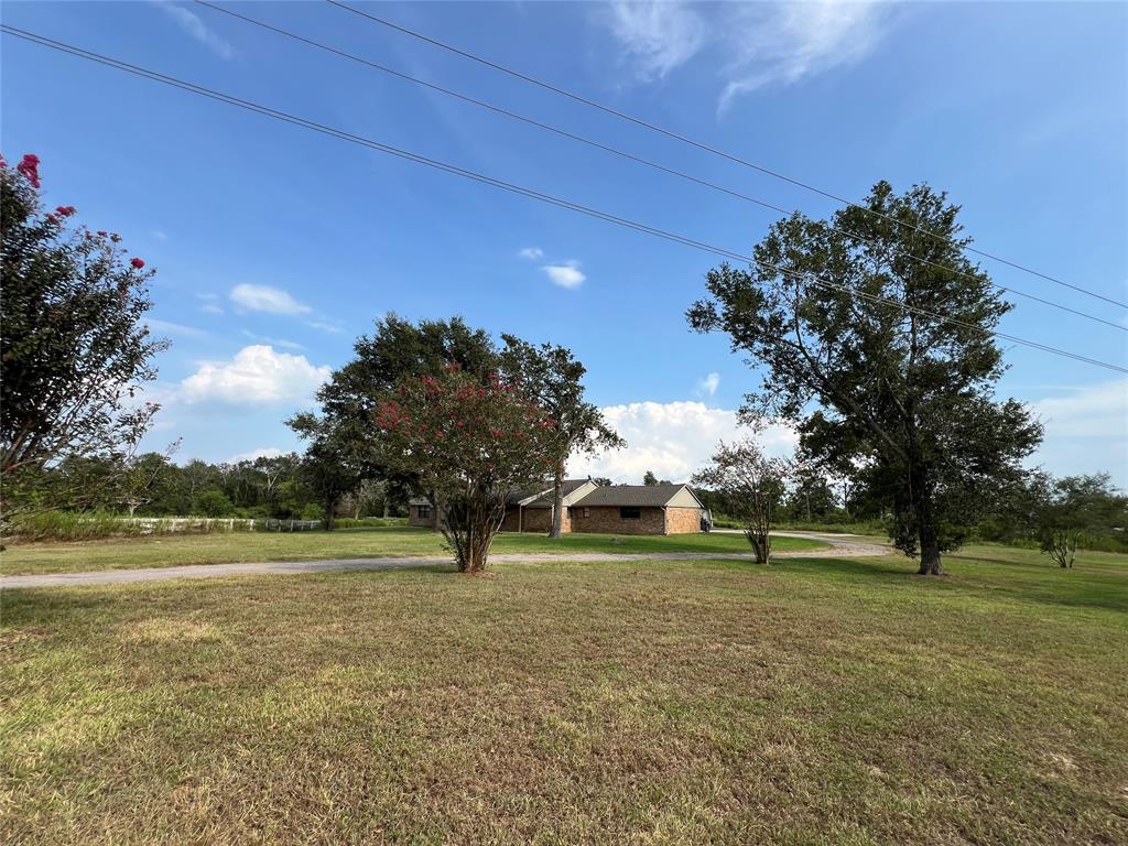 1746 Wendt Road, Bellville, Texas image 5