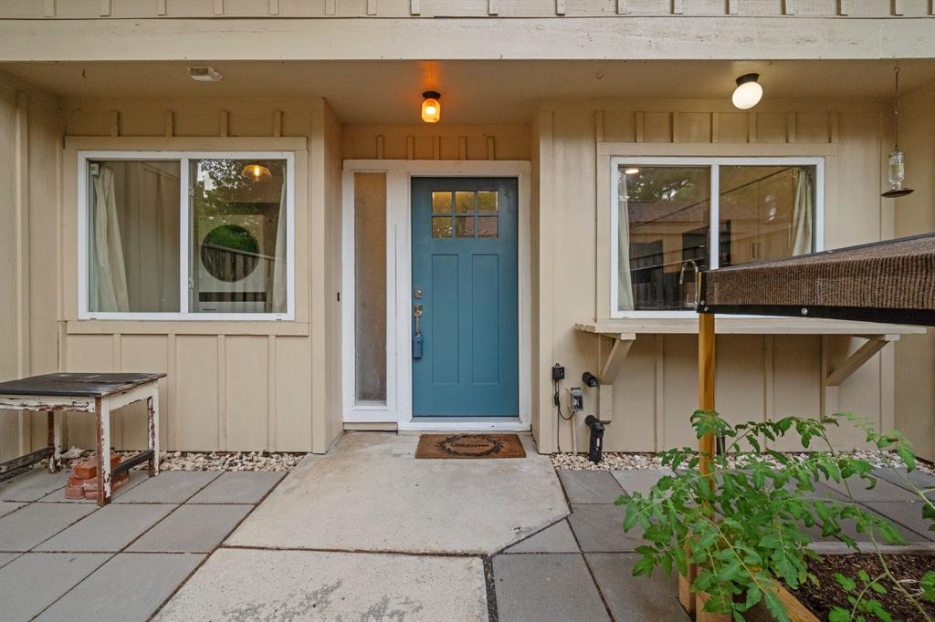 2207 W Settlers Way, The Woodlands, Texas image 3