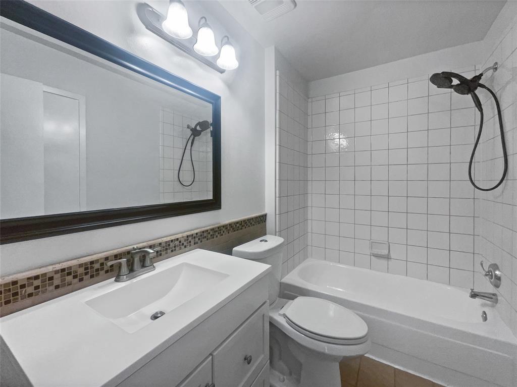 12334 Yearling Drive, Houston, Texas image 7