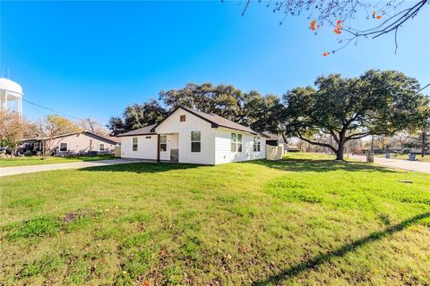 A home in Navasota