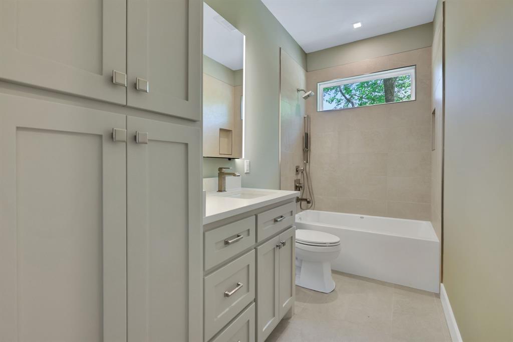 777 S Cape Royale Drive, Coldspring, Texas image 29
