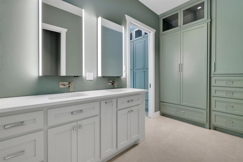 777 S Cape Royale Drive, Coldspring, Texas image 26