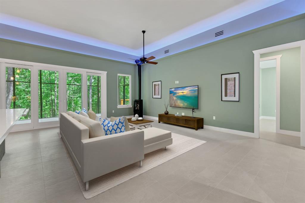 777 S Cape Royale Drive, Coldspring, Texas image 7