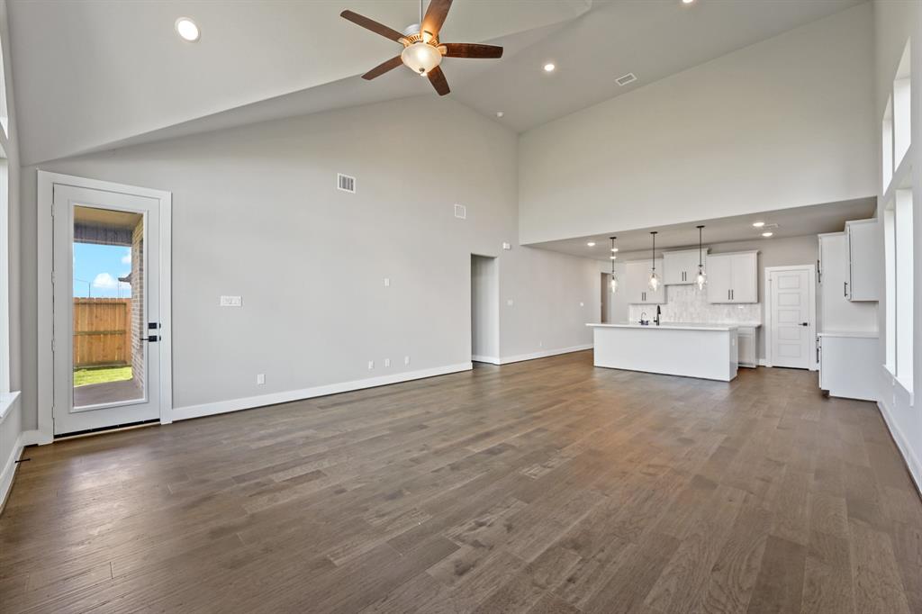 24915 Groundsel Cottage Lane