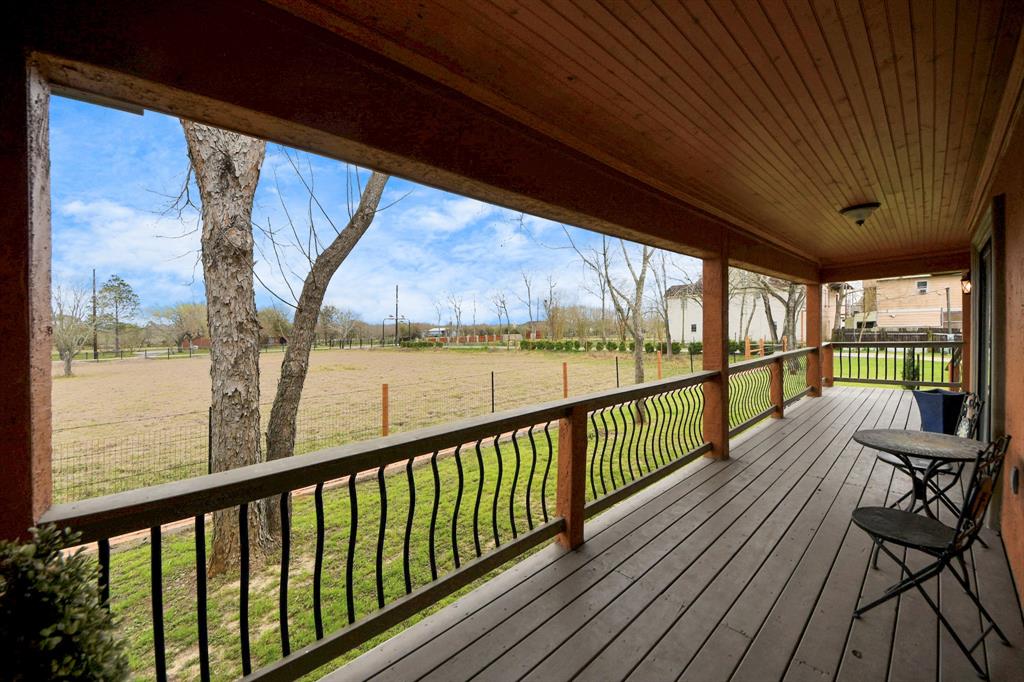 9731 Hadden Road, Baytown, Texas image 10