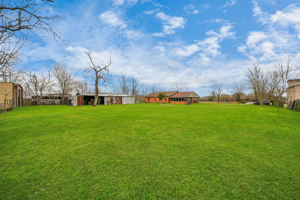 9731 Hadden Road, Baytown, Texas image 8