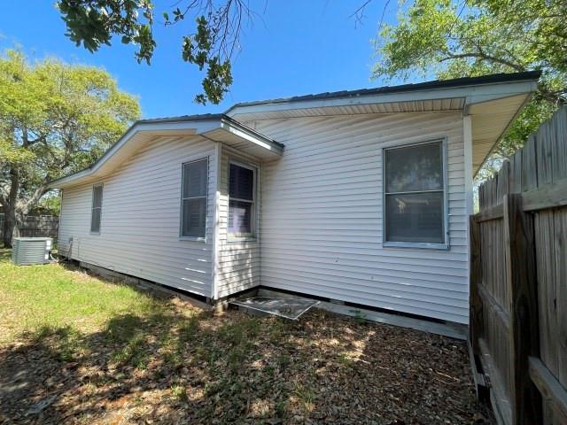 909 Zarsky Drive, Corpus Christi, Texas image 10