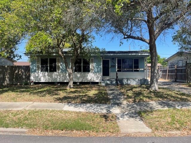 909 Zarsky Drive, Corpus Christi, Texas image 1