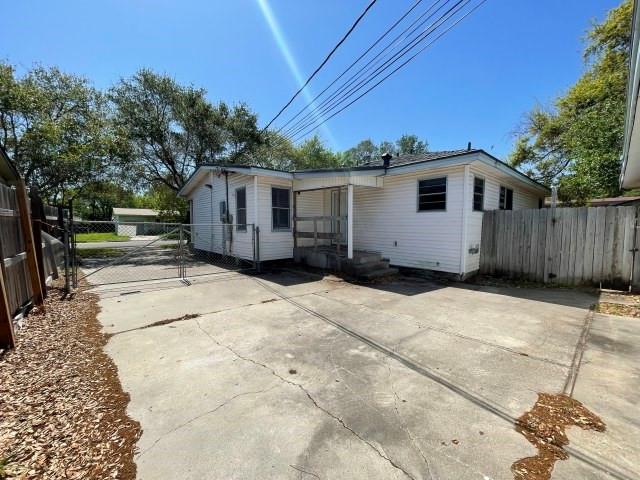 909 Zarsky Drive, Corpus Christi, Texas image 3