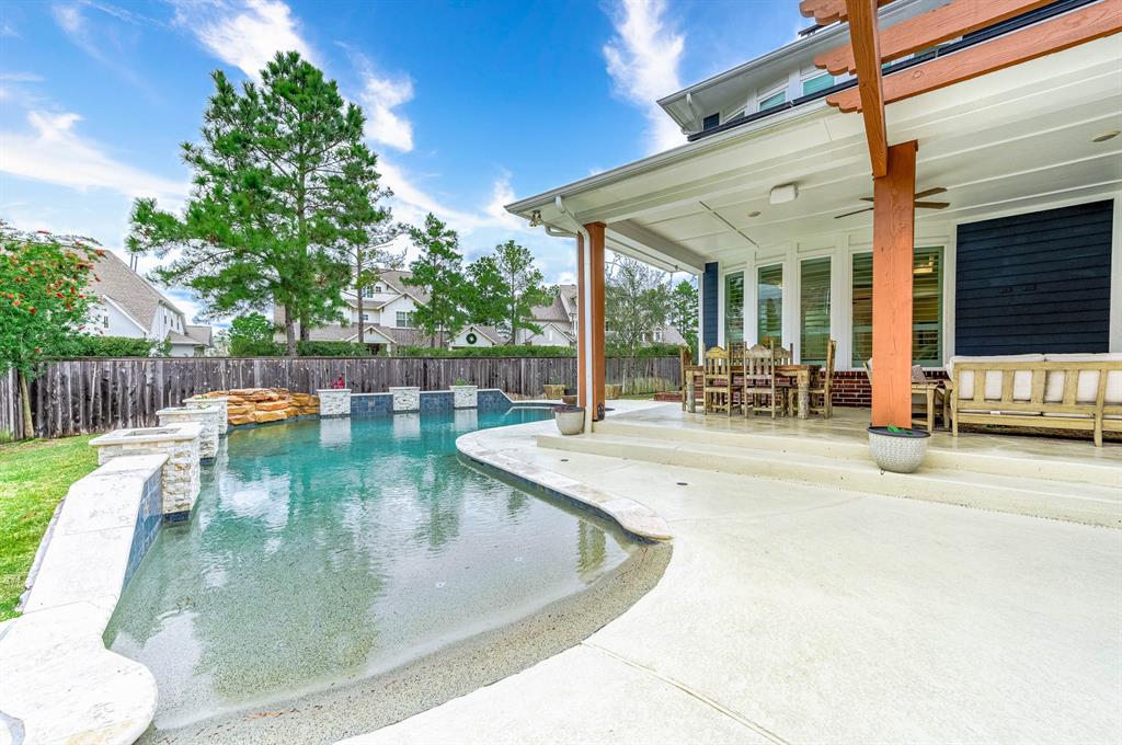 66 N Thatcher Bend Circle