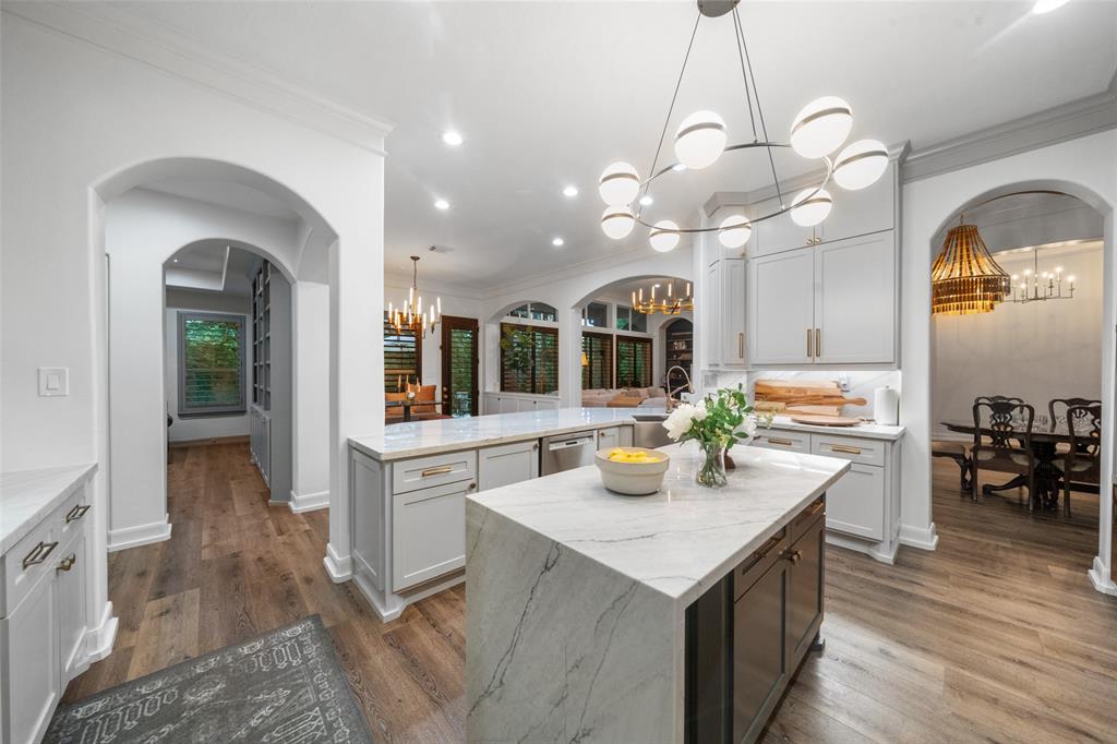 1924 Boulder Ridge Drive, Conroe, Texas image 18