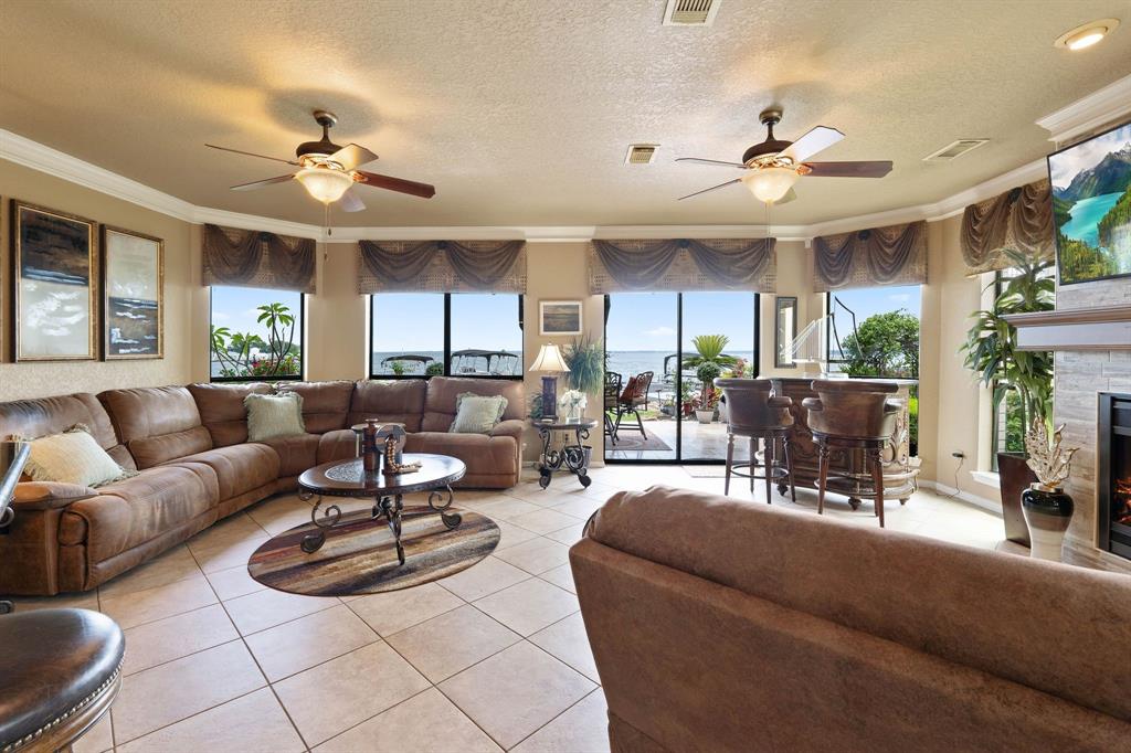 2117 Gunwale Circle