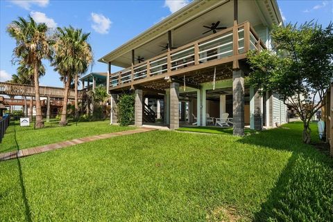 A home in Bayou Vista