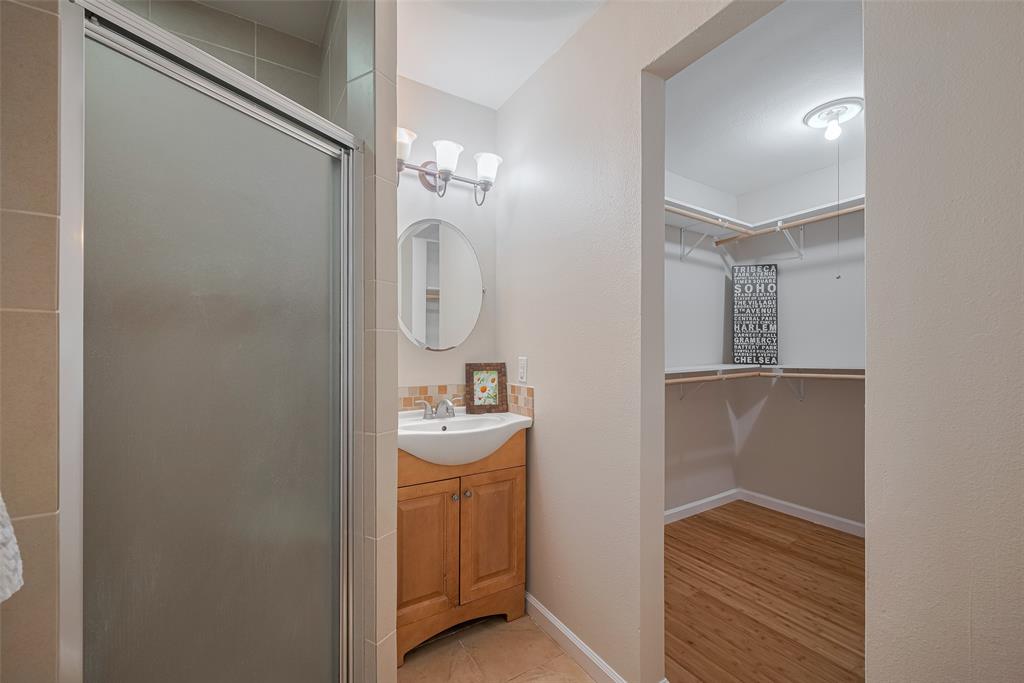 34 Lyrebird Drive, The Woodlands, Texas image 29