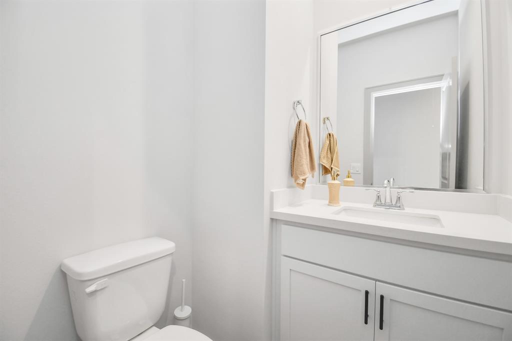 829 N Emile Street, Houston, Texas image 33