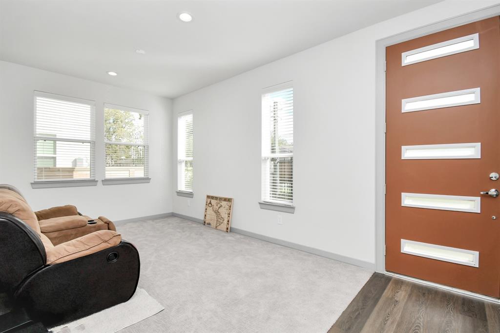 829 N Emile Street, Houston, Texas image 9