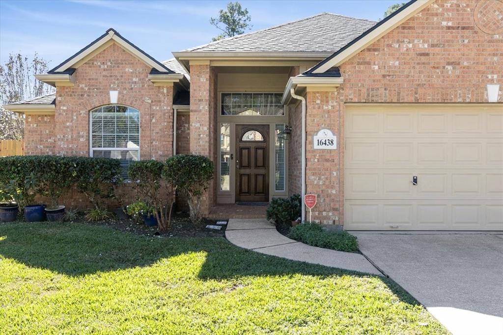 16438 Rudder Drive, Crosby, Texas image 9