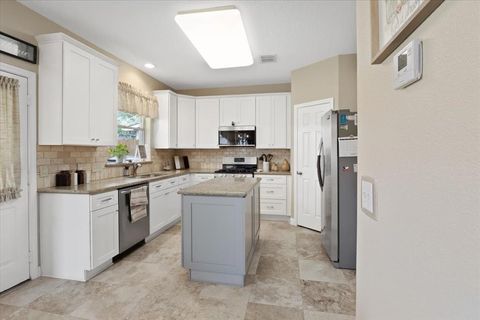 20806 Medallion Pointe Drive Katy TX 77450