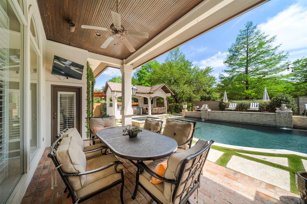 15219 Hilltop View Drive, Cypress, Texas image 30