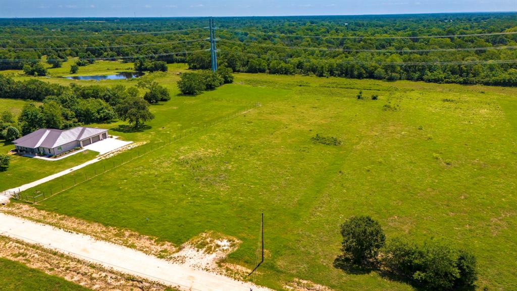 4063 Hidden Trail, North Zulch, Texas image 2