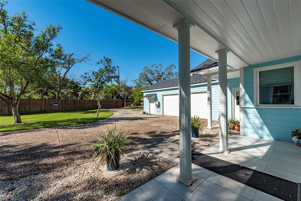 4111 Bayshore Drive, Bacliff, Texas image 22