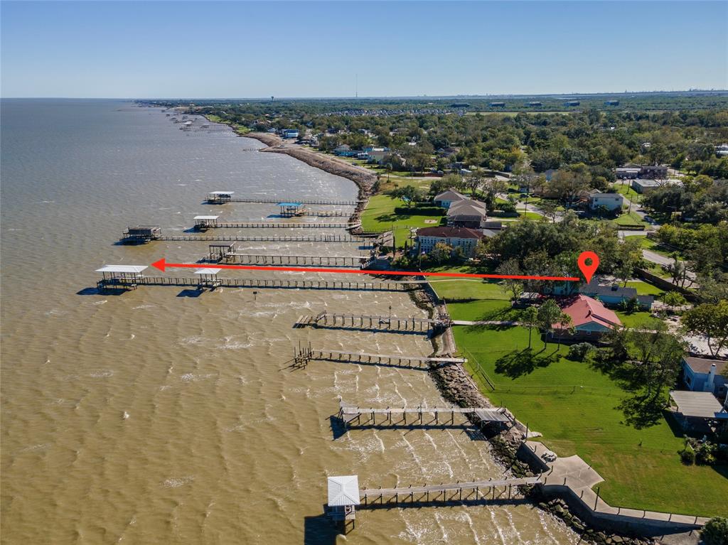 4111 Bayshore Drive, Bacliff, Texas image 2