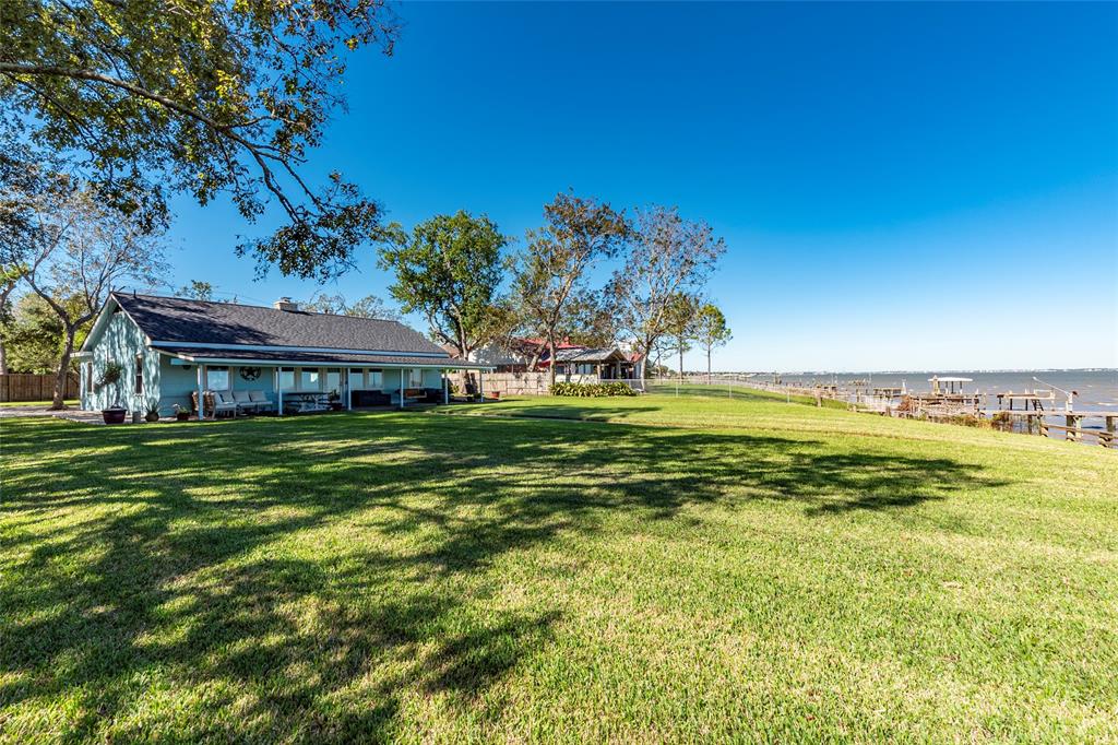 4111 Bayshore Drive, Bacliff, Texas image 1