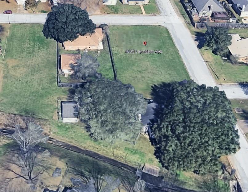 1008 Lawndale Avenue, Brenham, Texas image 2