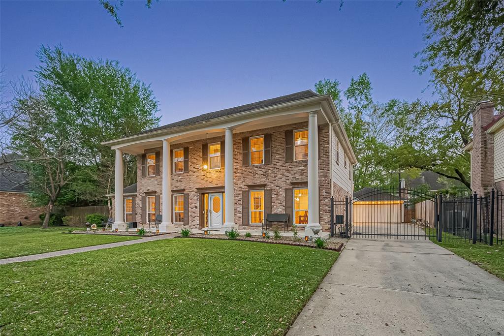 5511 Foresthaven Drive