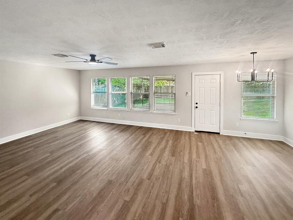 17422 Typhoon Way, Crosby, Texas image 6