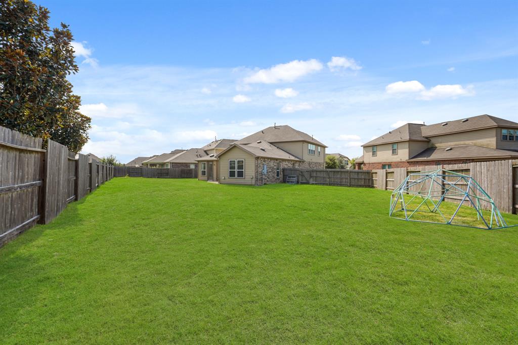 25422 Junction Meadow Trail, Richmond, Texas image 37