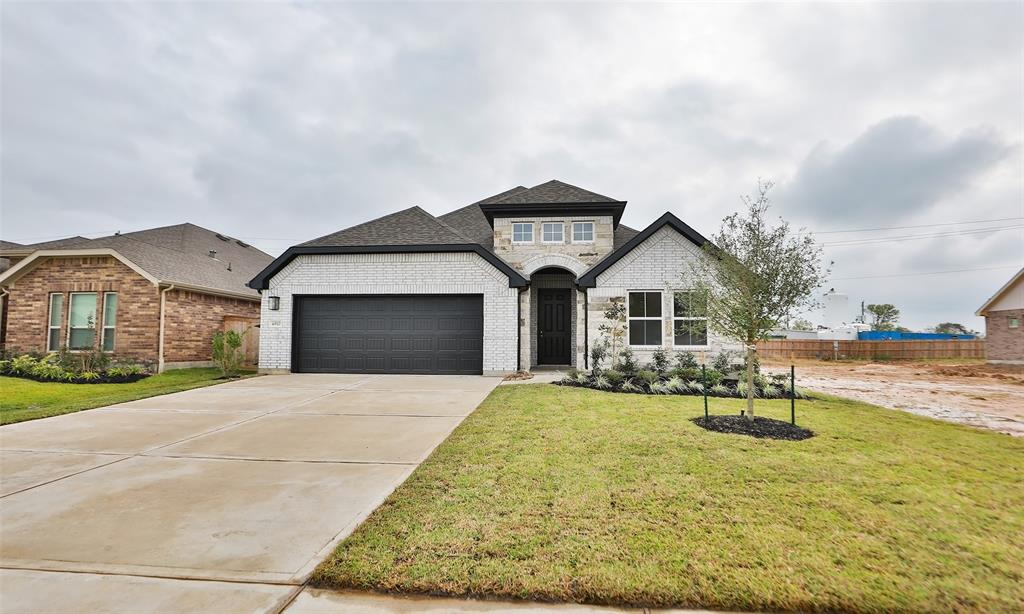 4910 Blue Pearl Lane, League City, Texas image 3