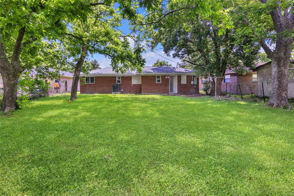 110 Prune Street, La Marque, Texas image 31