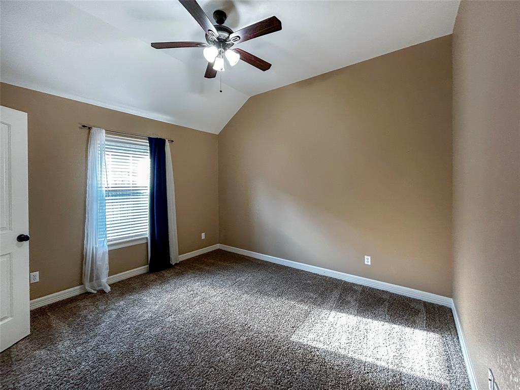 102 Blue Jay Court, Richwood, Texas image 19