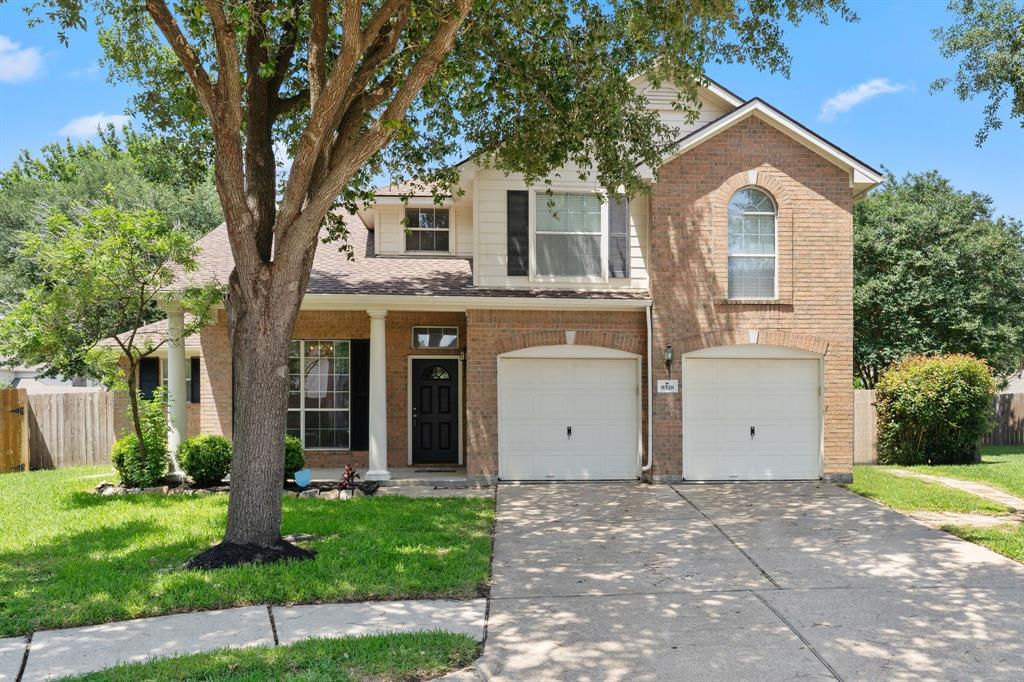 8518 Shallowlake Court, Houston, Texas image 1