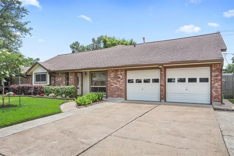 1109 Alan Street Deer Park TX 77536