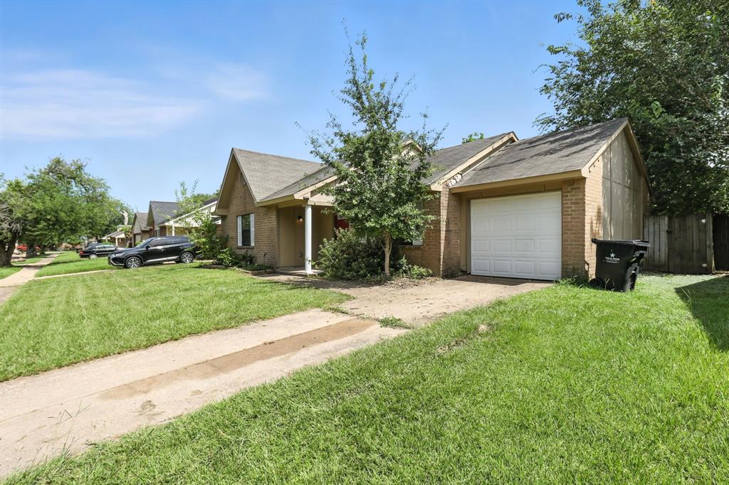 24039 Rockin Seven Drive