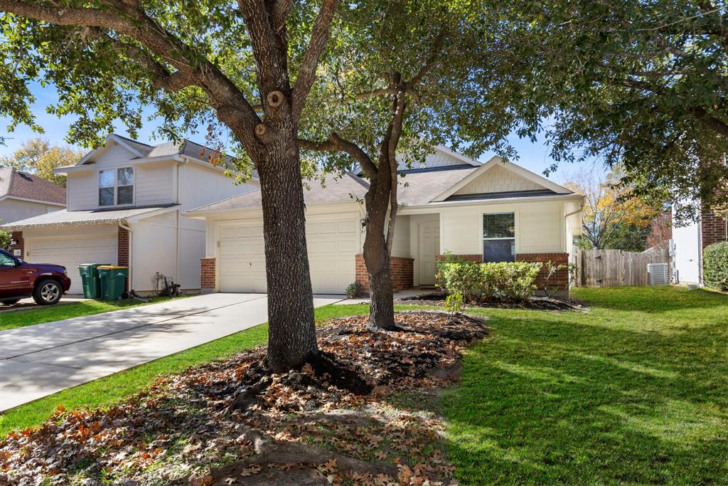 31 Bark Bend Place