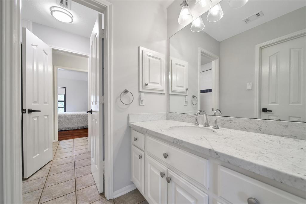 119 Frosted Pond Place, The Woodlands, Texas image 34