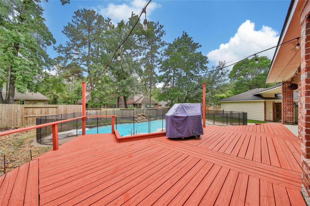 119 Frosted Pond Place, The Woodlands, Texas image 38