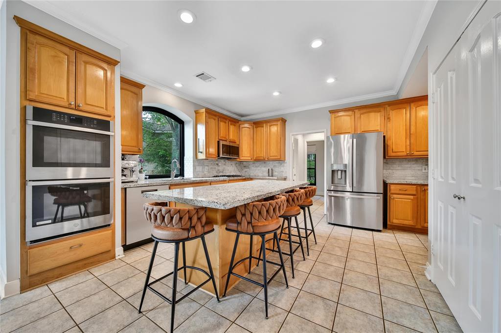 119 Frosted Pond Place, The Woodlands, Texas image 14
