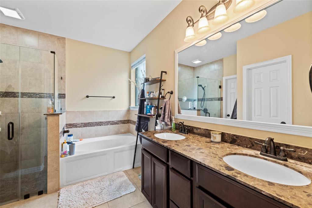 6215 Holly Oaks Court, Fulshear, Texas image 18