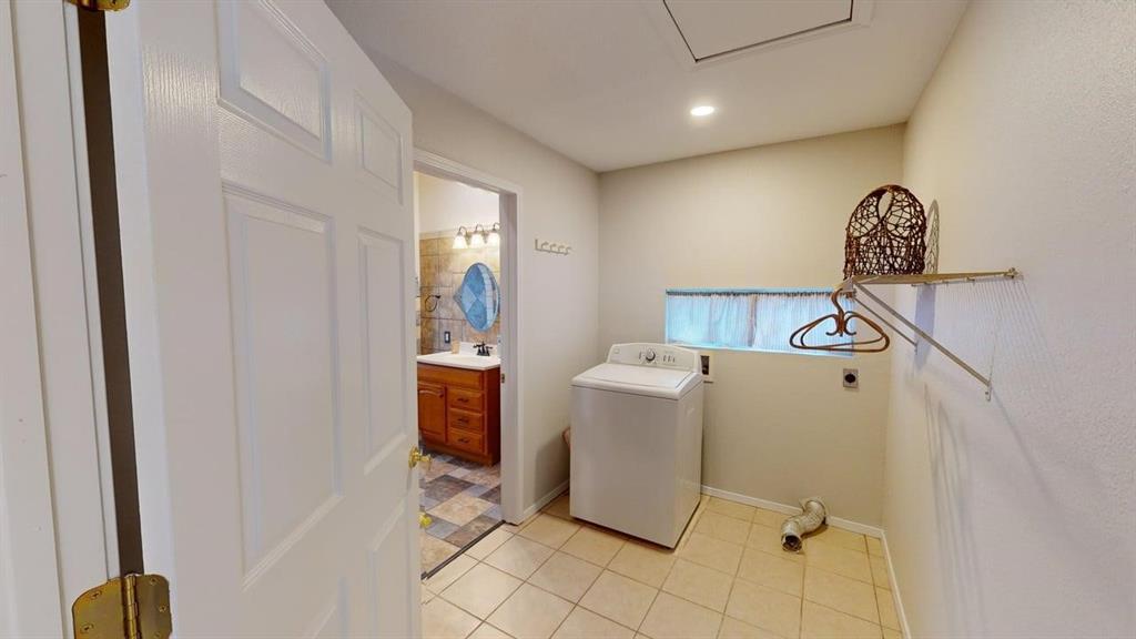 207 Sparrow Hawk Drive, Livingston, Texas image 26