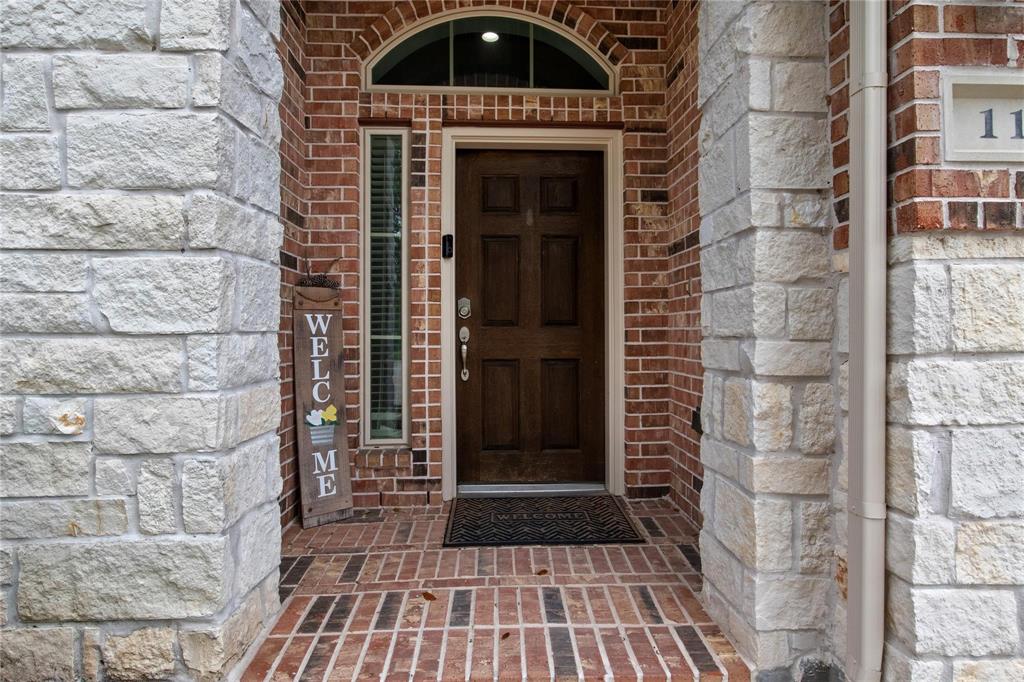 11 Eden Hollow Lane