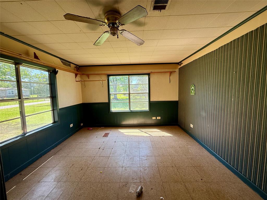 210 E Doel Bean Street, Kirbyville, Texas image 5