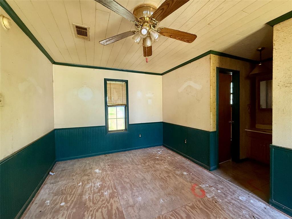 210 E Doel Bean Street, Kirbyville, Texas image 6