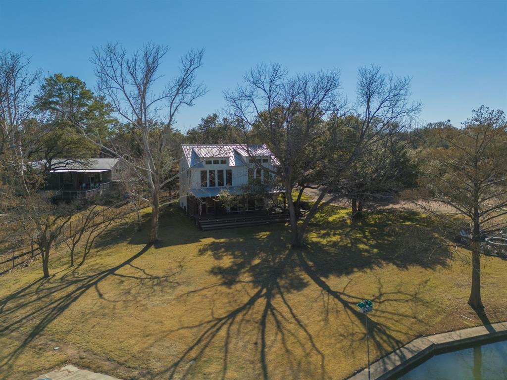 351 Elm Lodge Drive, Kingsland, Texas image 4