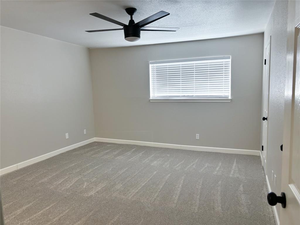 Photo 11 of 18 of 10631 Sandpiper Drive townhome